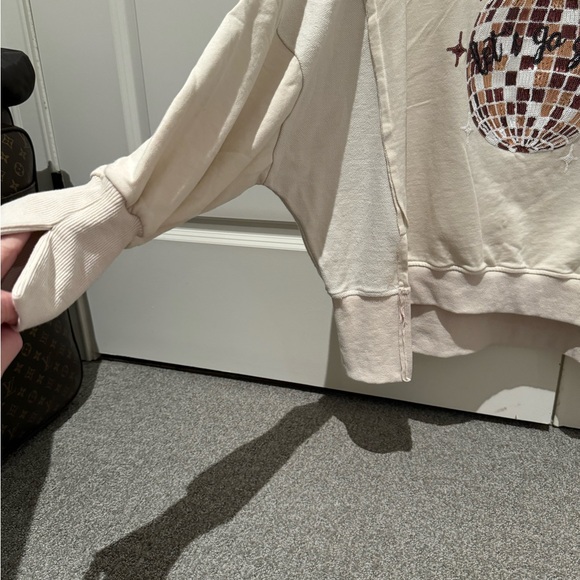 Sweatshirt with embellishments - Picture 4 of 5